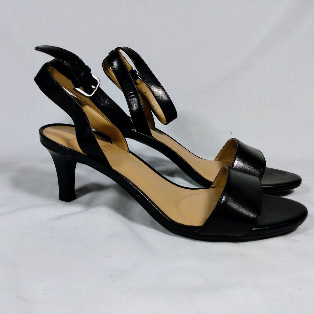 Naturalizer Tinda Black Leather Dress Heel - Picture 3 of 5